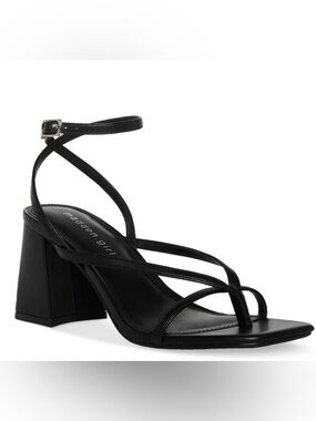 Madden Girl Black Thong Block Heel Sandals